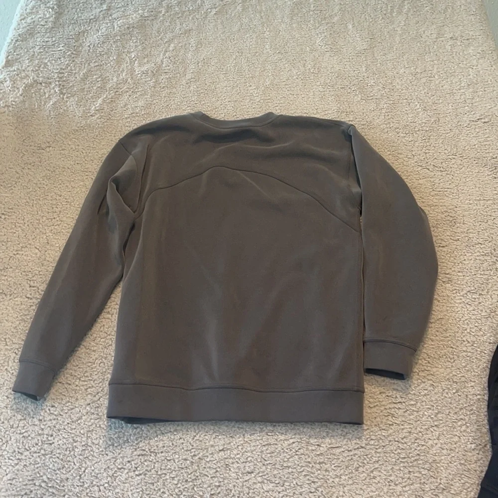 Lululemon All Yours Crew *Sandwash Graphite Grey size M